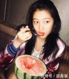 娱乐圈吃瓜哪里好吃,揭秘明星圈中美食地图