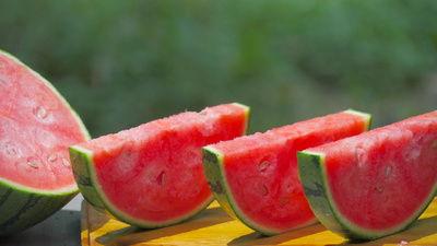 娱乐吃瓜的素材视频大全,笑料百出,精彩纷呈!